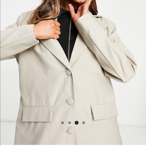 NA-KD blazer style longline coat in sand - Picture 3 of 3